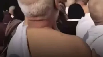 لحظة نادرة معتمر تونسي يستعيد بصره أمام الكعبة